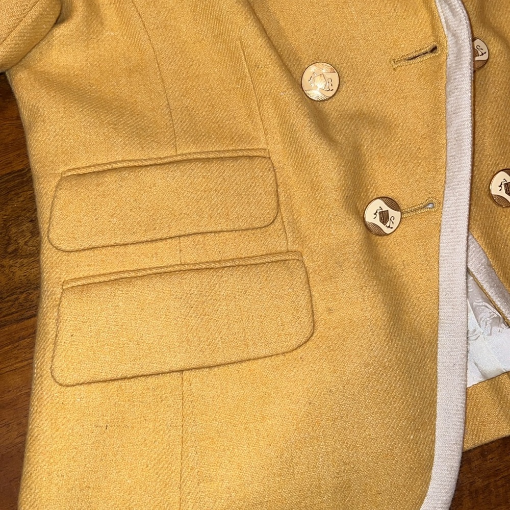 Loft Ann Taylor blazer - Picture 10 of 17